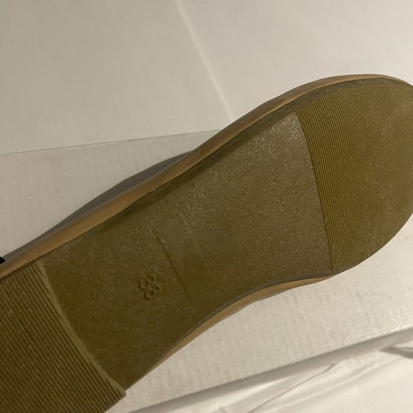 FEVERSOLE Women Size 7.5 Shoes Soft Cushion Tan Color Elastic Adjustable Ballet - Picture 10 of 12